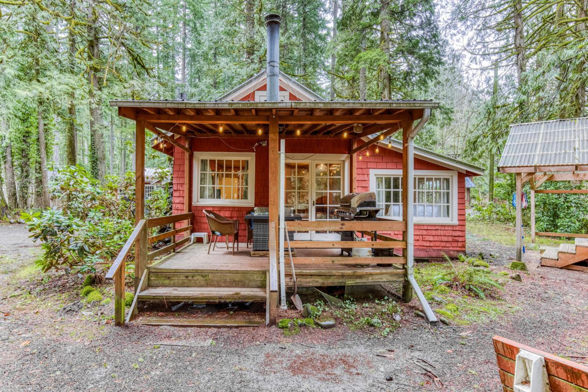 The Cedars Cabin Welches Buitenkant foto